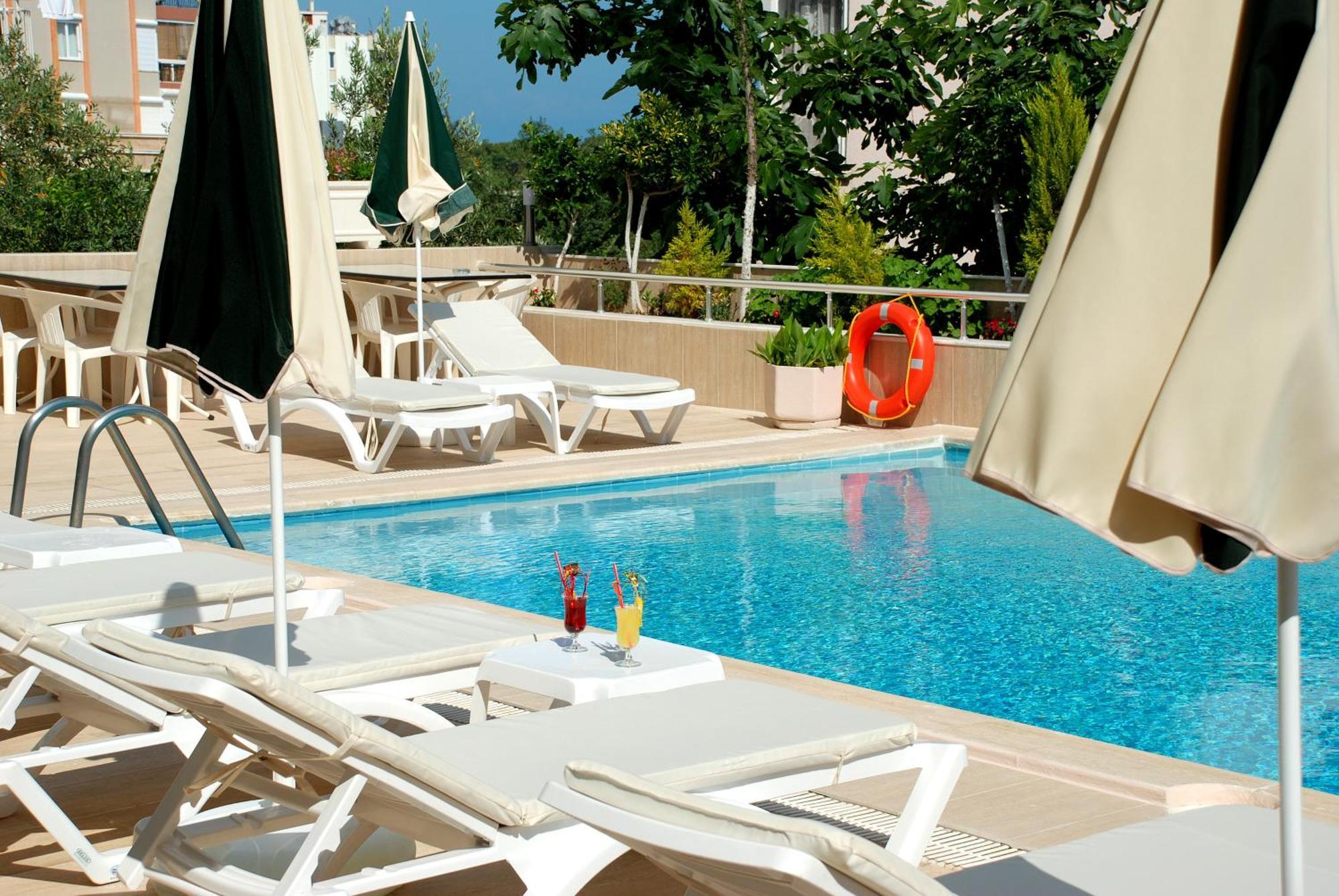 Lara Diamond Hotel Анталья Экстерьер фото